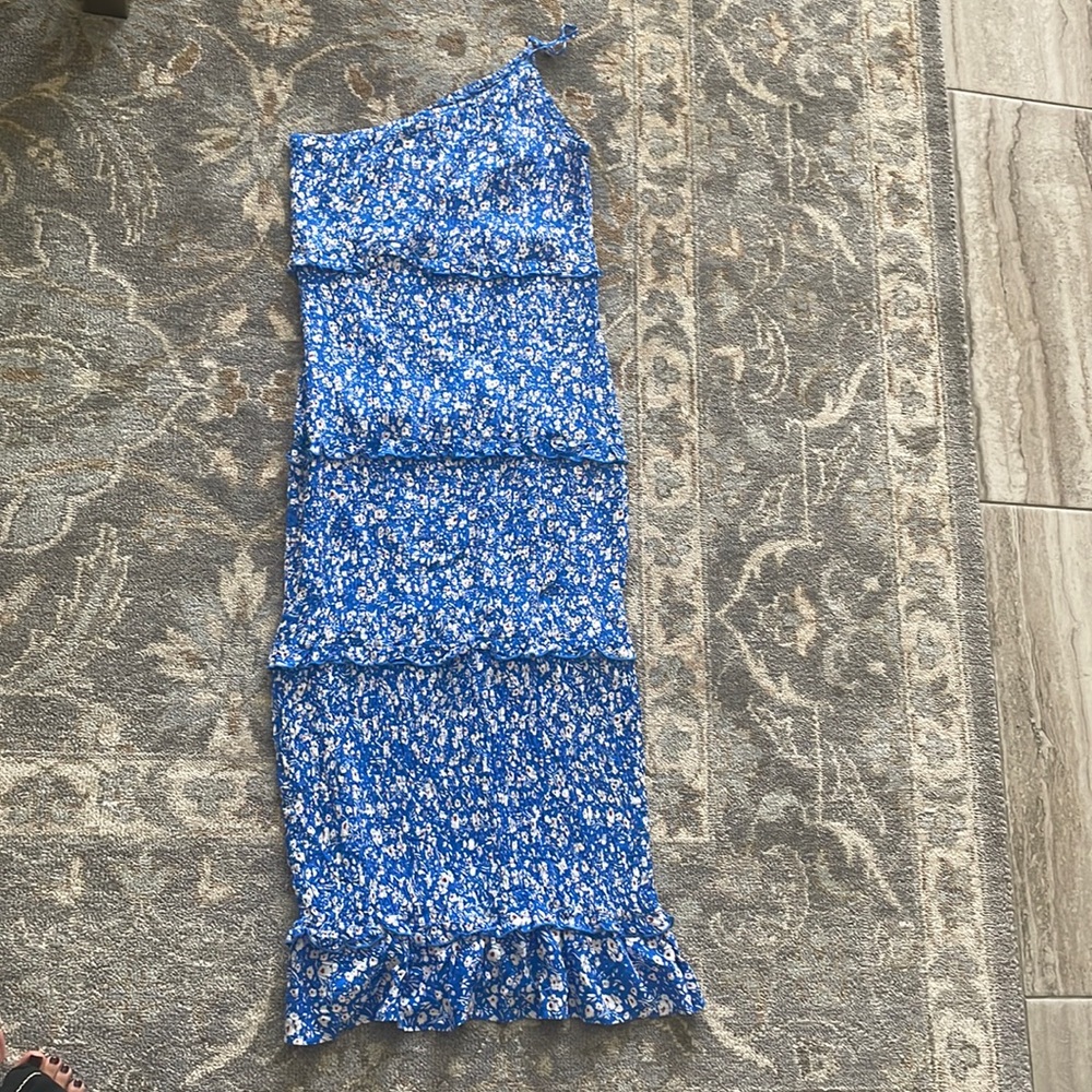 NWT 1 strap ruffled detail fitted dress